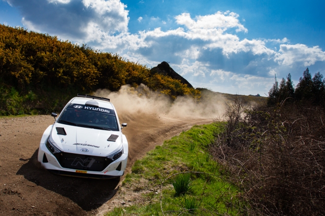 02_TestFafeHyundaiI20Rally22022_022