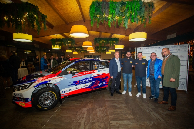 01_PresentacionAresRacing24_050