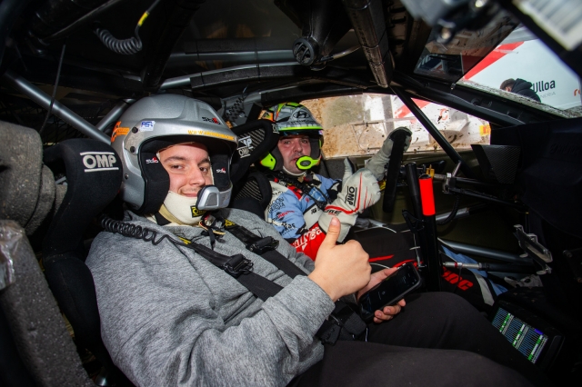 01_PresentacionAresRacing24_090